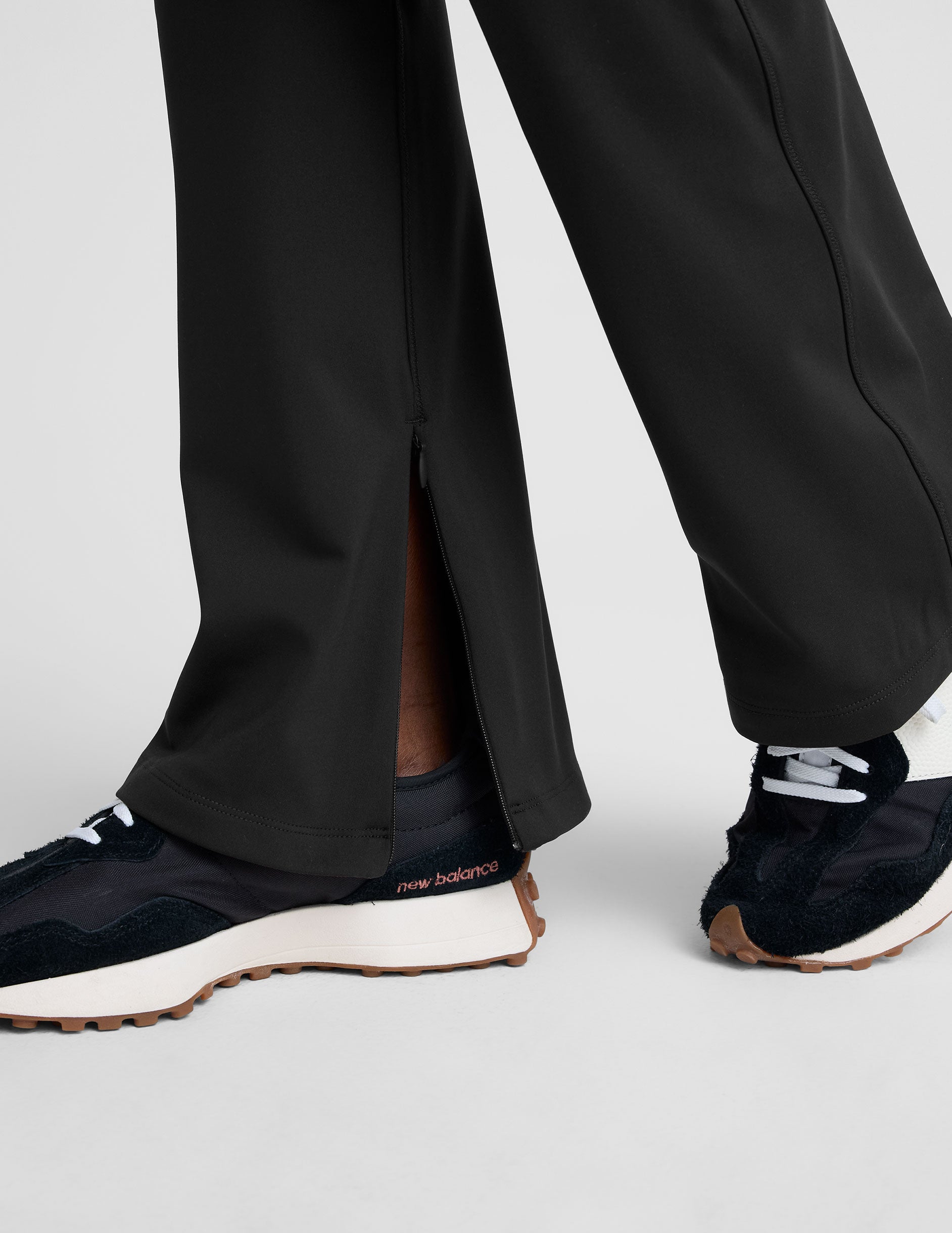 Pacer Fleece Pant - Image 10