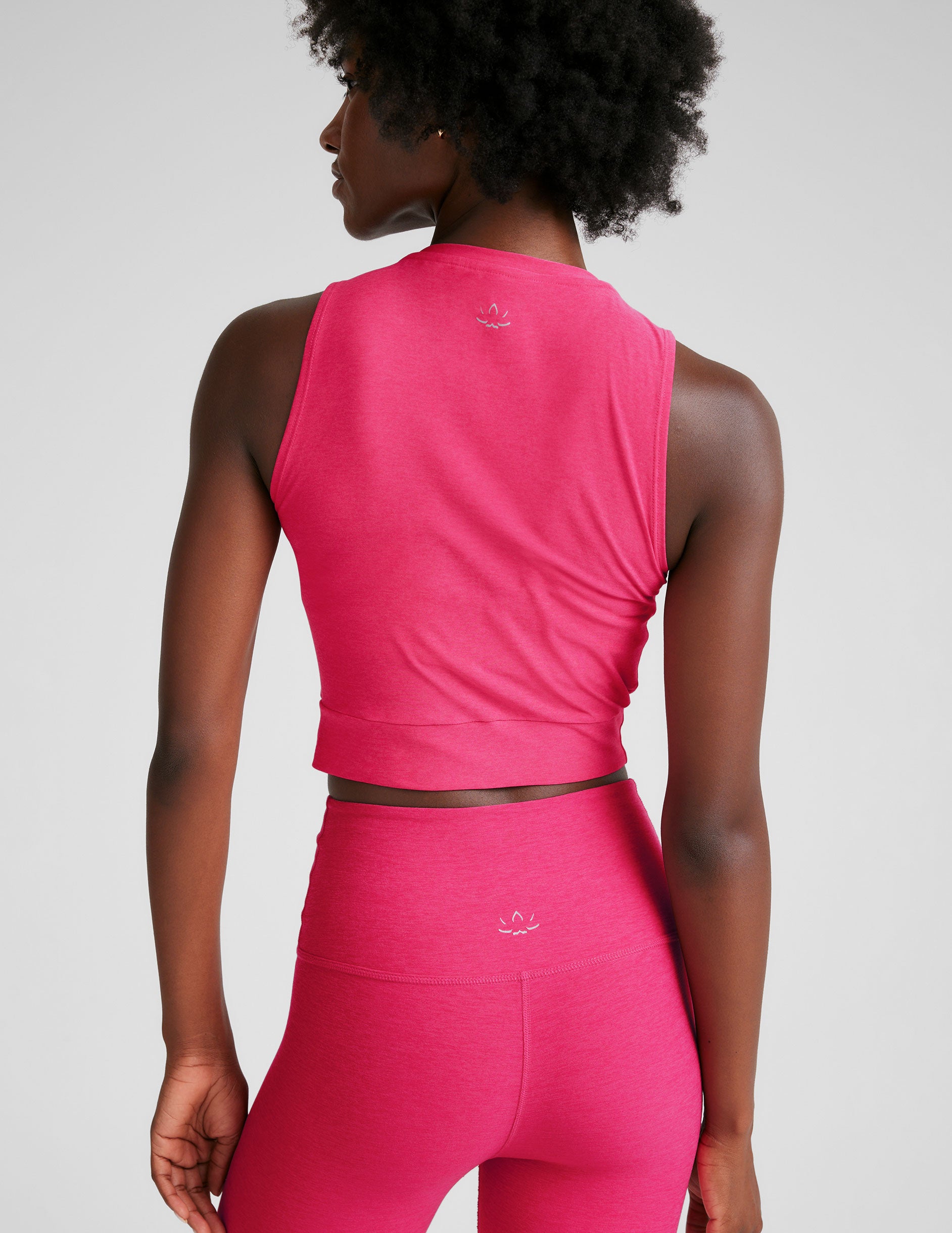 Featherweight Center Stage Cropped Tank - Image 3