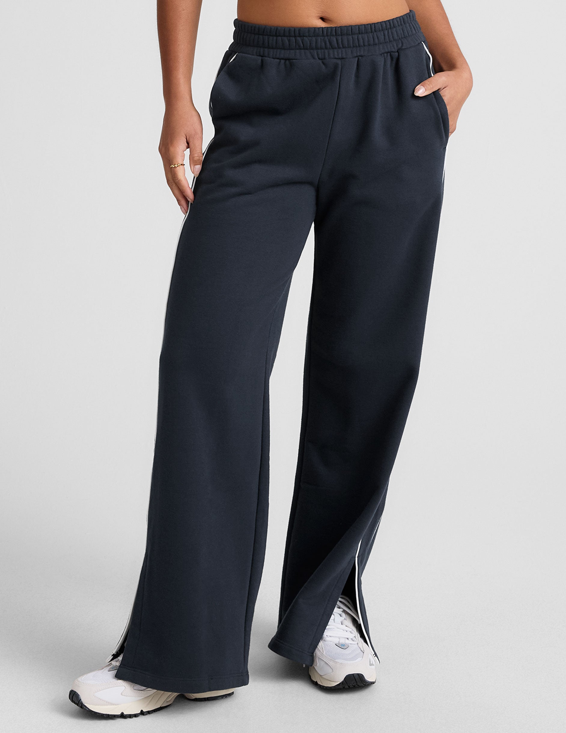 LuxeFleece Piper Wide Leg Pant - Image 2