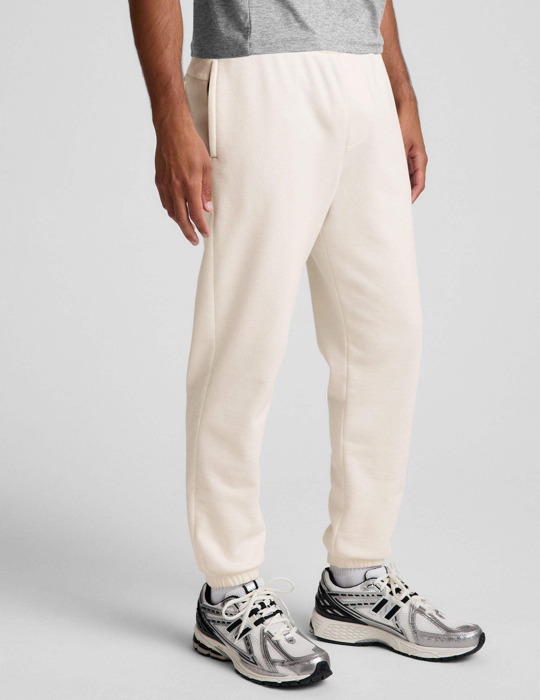 Classic Fleece Men's Jogger - Image 4
