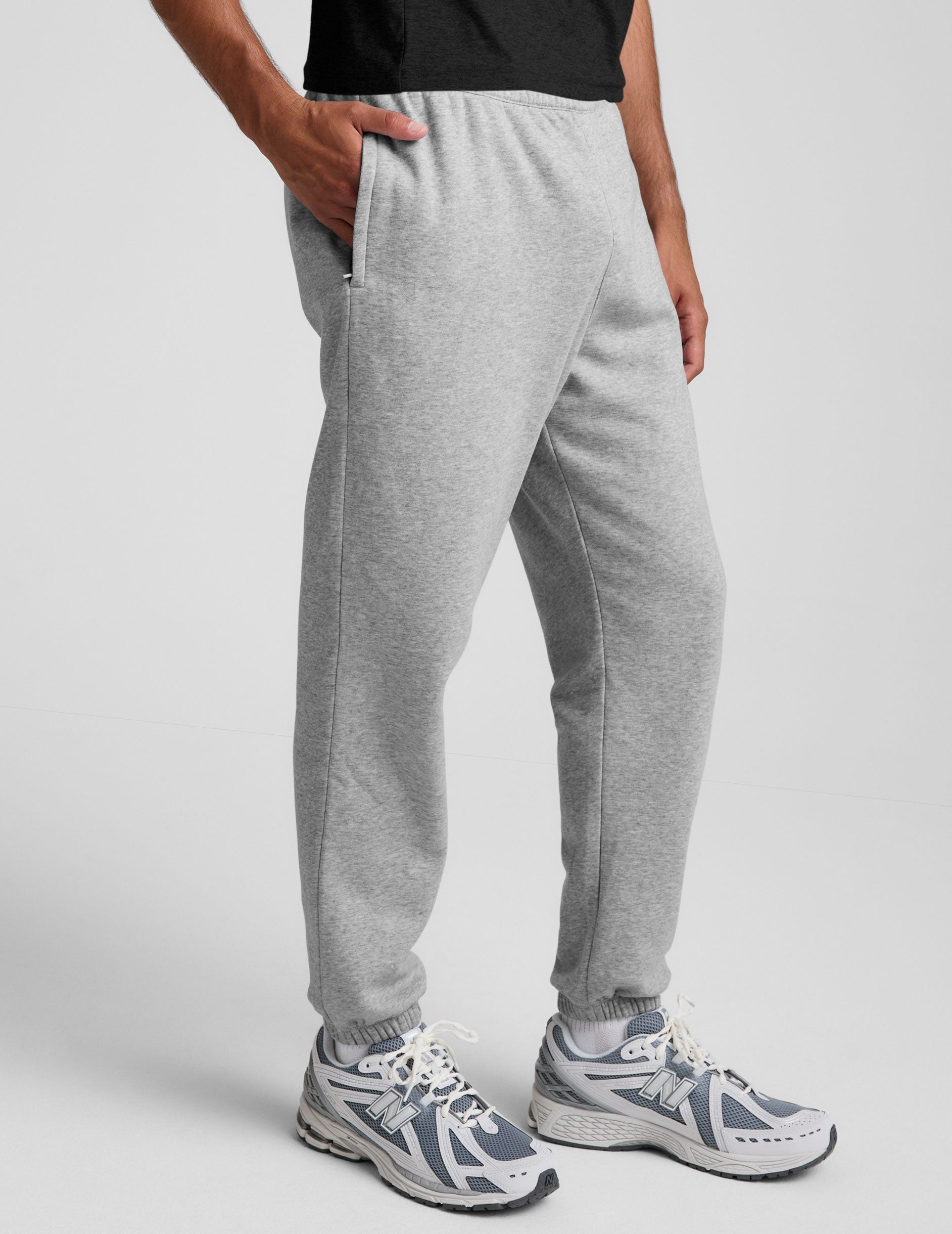 Classic Fleece Men's Jogger - Image 2