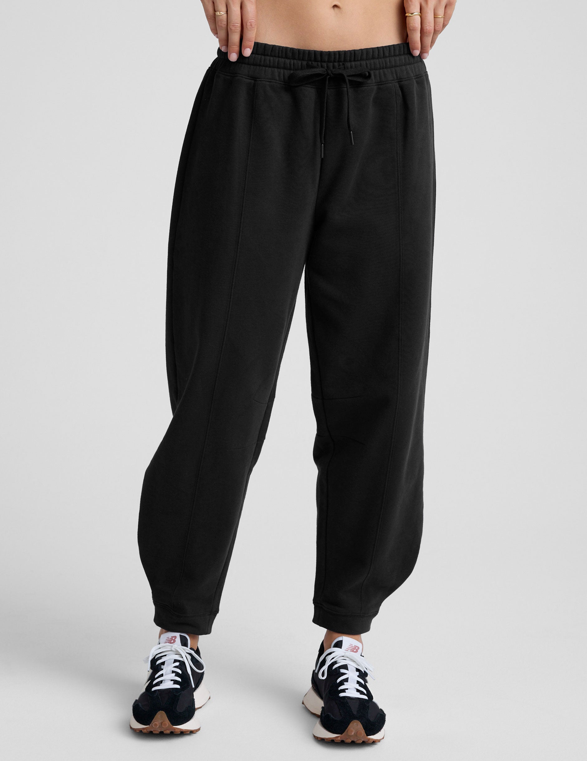 LuxeFleece Barrel Sweatpant - Image 2