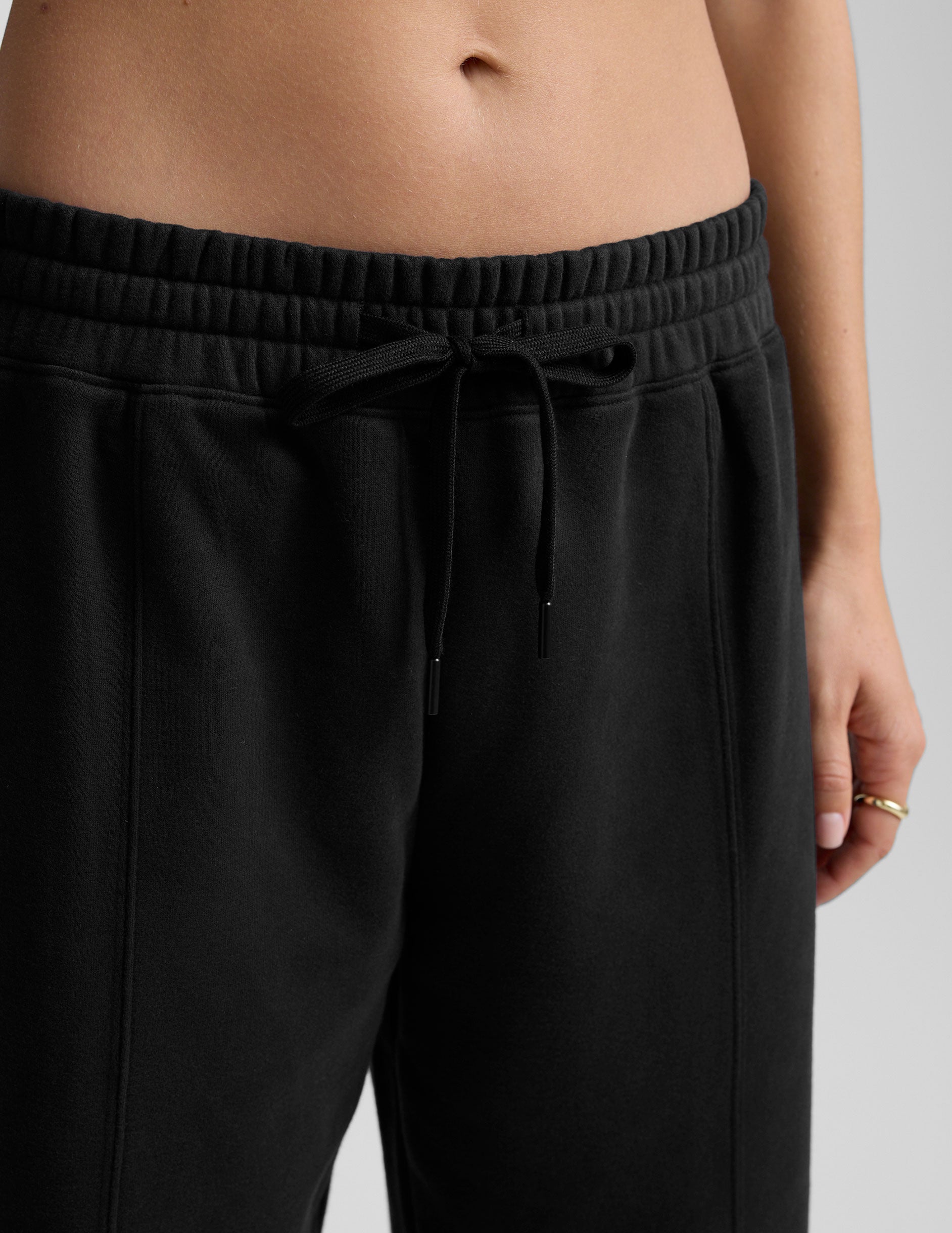 LuxeFleece Barrel Sweatpant - Image 6