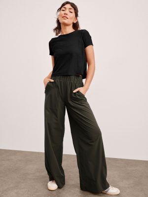 Easy Wide Leg Pant