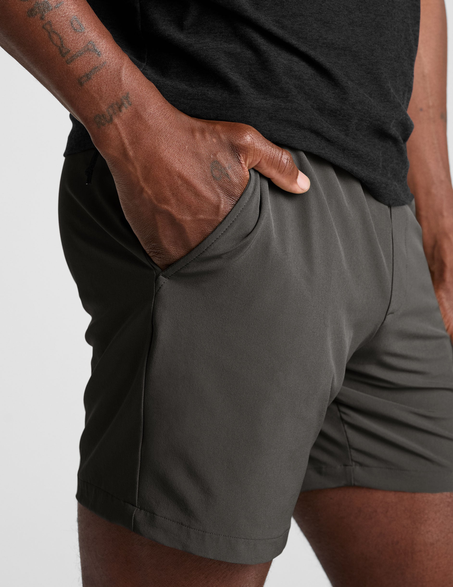 Pivotal 2.0 Men's Short 7 - Image 9