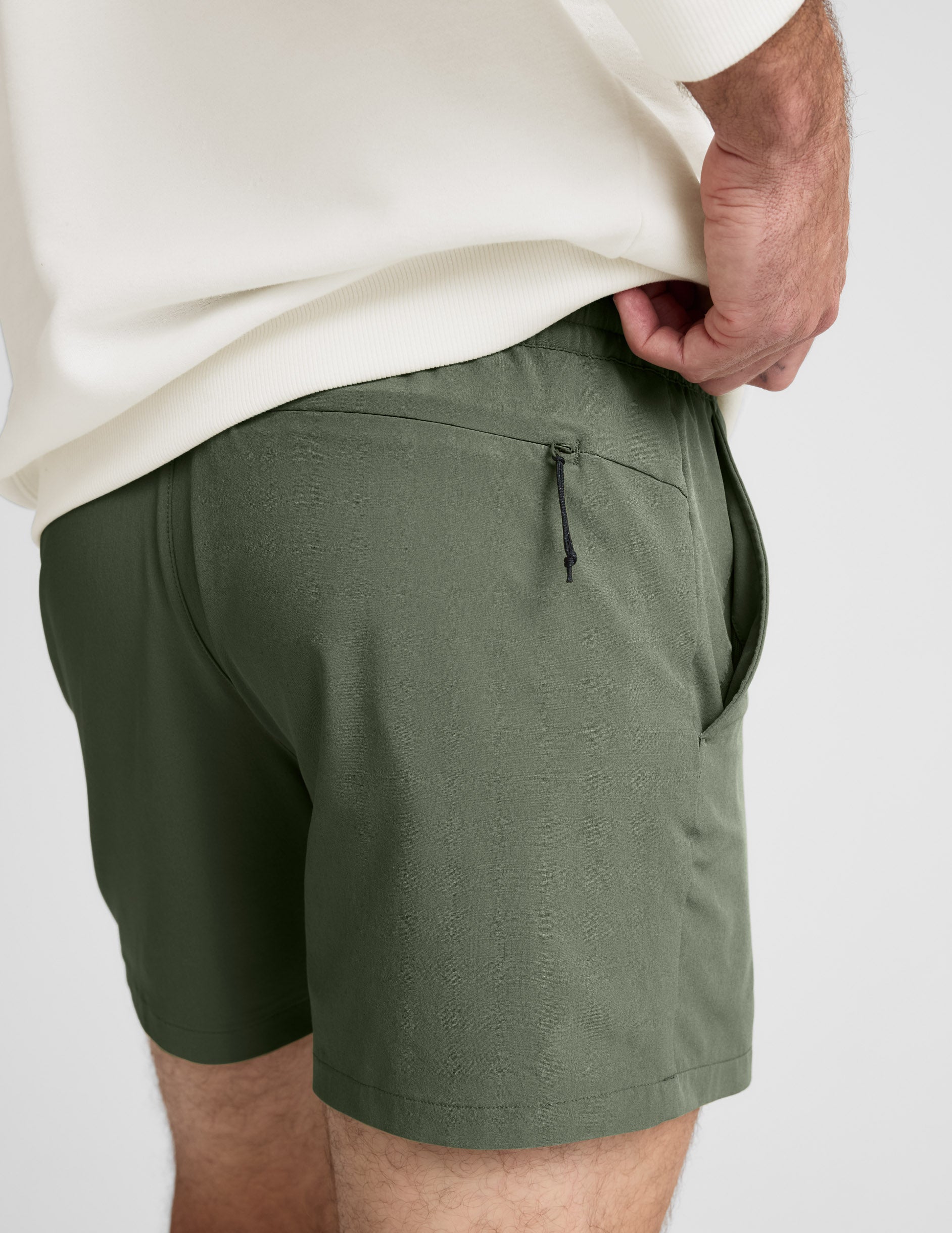 Pivotal 2.0 Men's Short 5 - Image 4