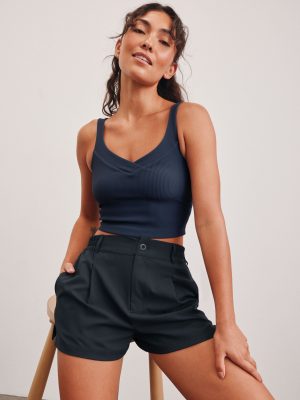 Status Shorts