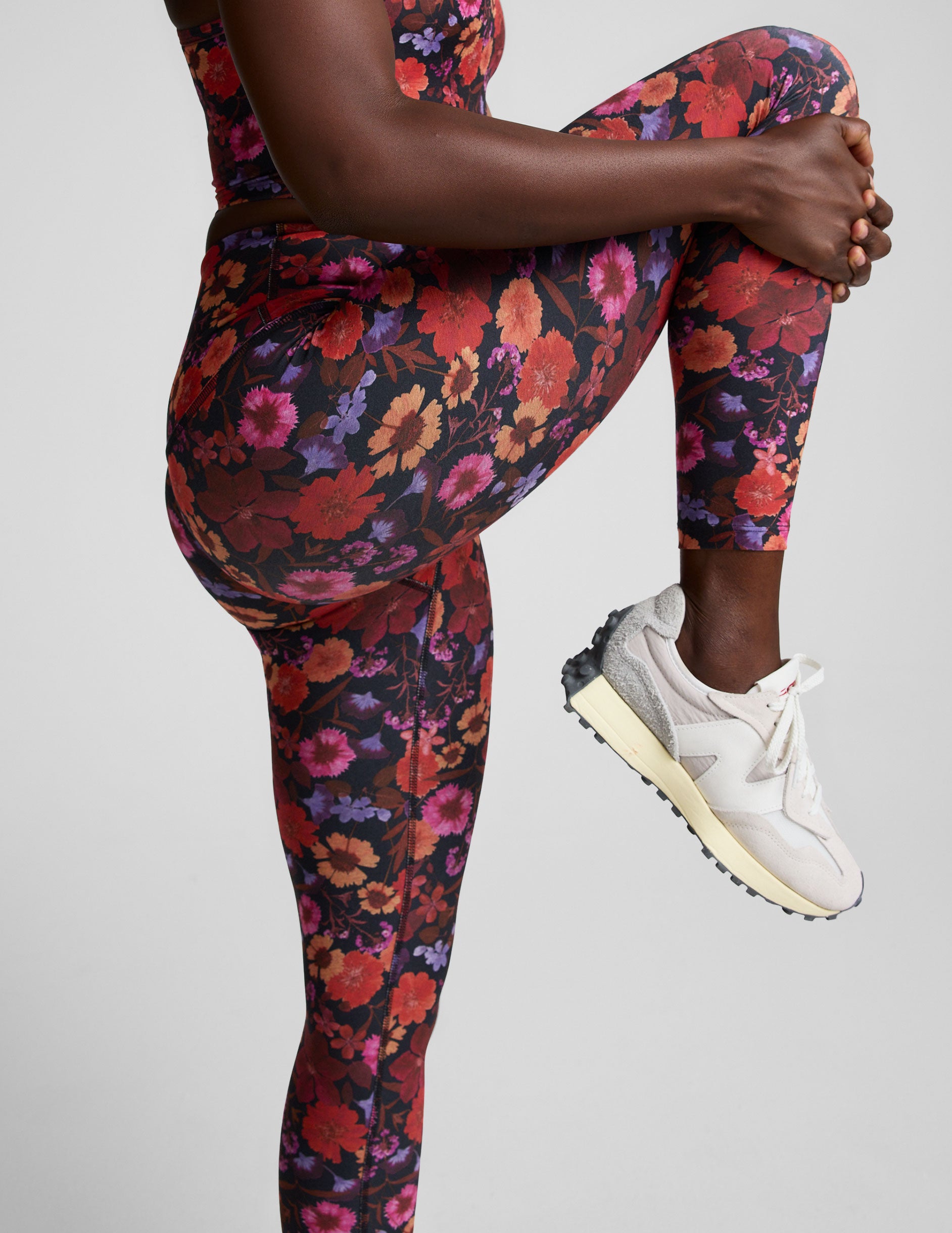 Summer Bouquet SoftMark High Waisted Midi Legging - Image 5