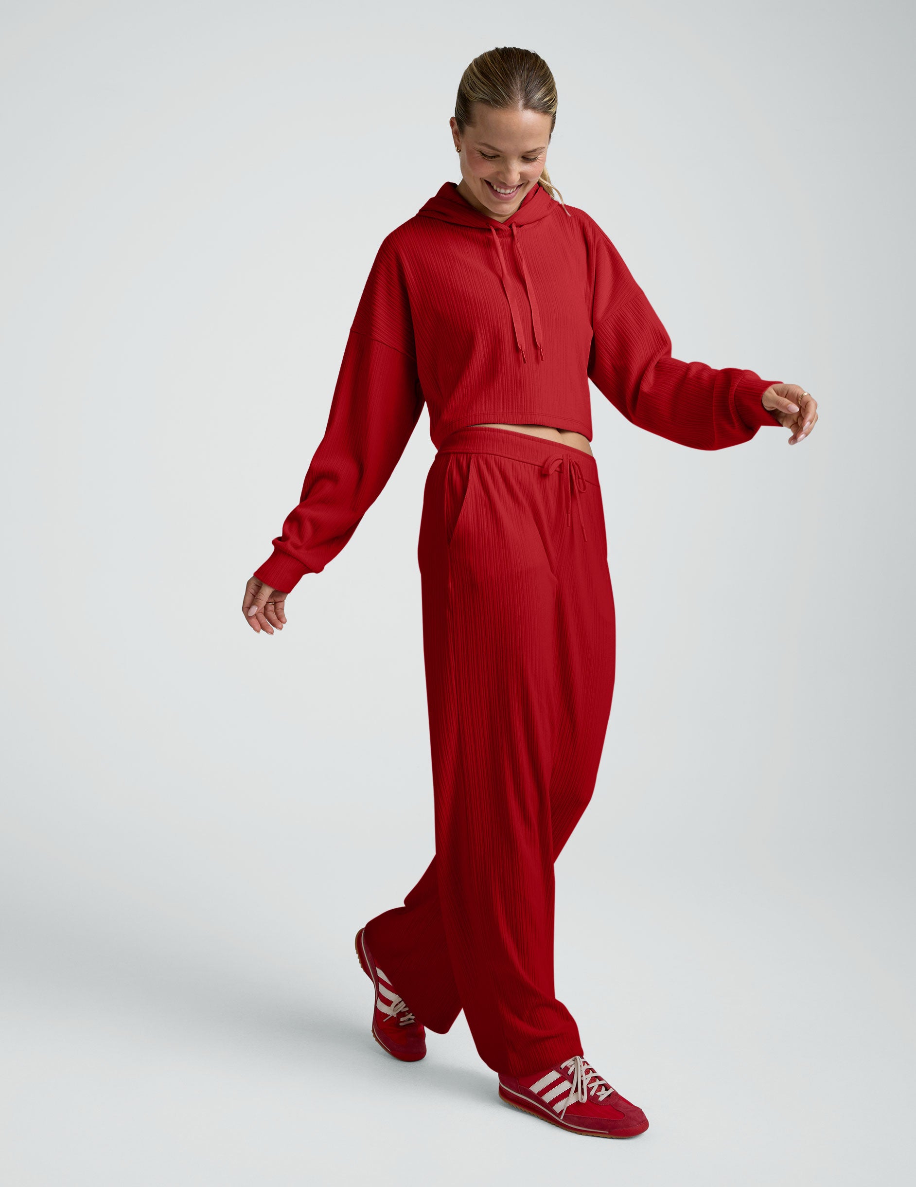 Breathe Easy Ribbed Cropped Hoodie - Image 4