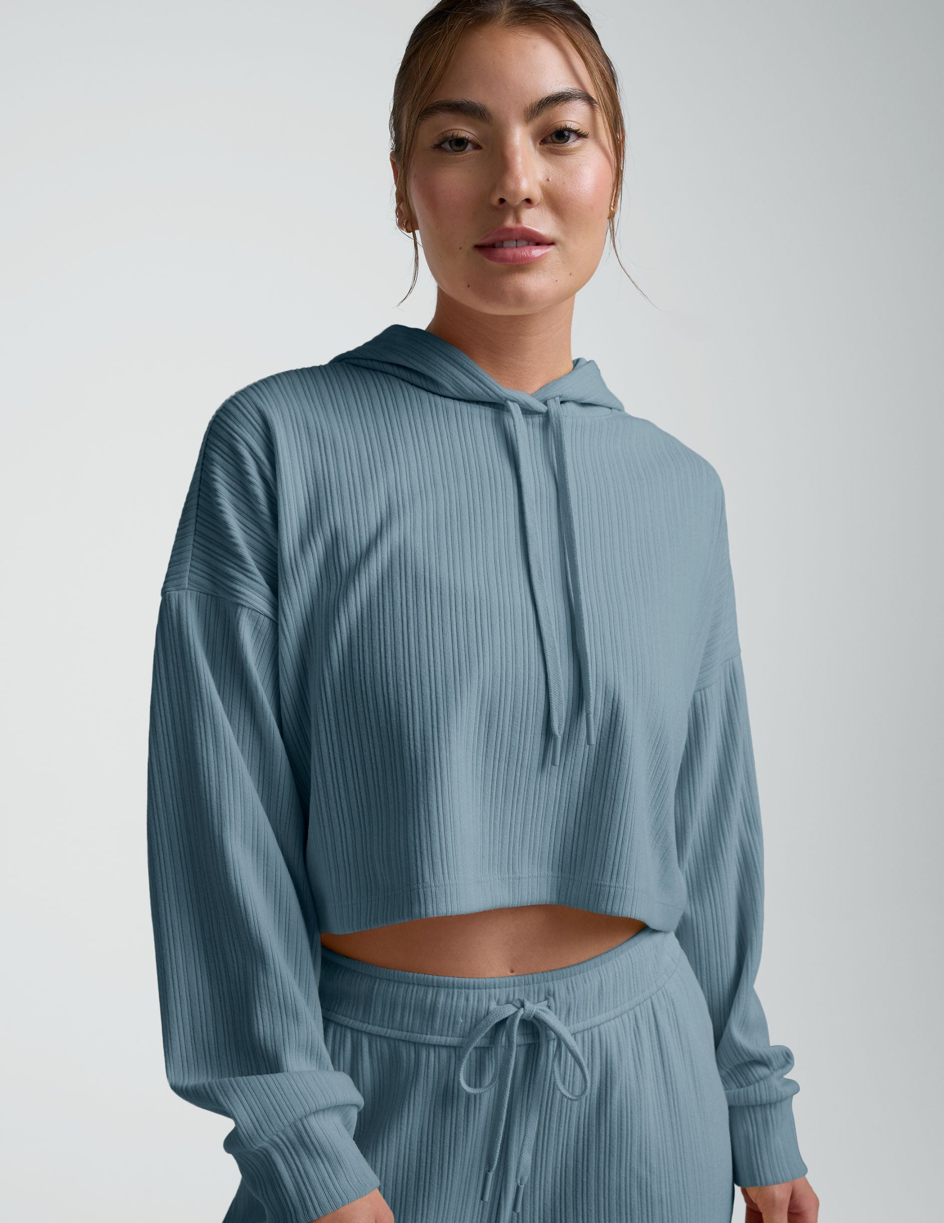 Breathe Easy Ribbed Cropped Hoodie - Image 3