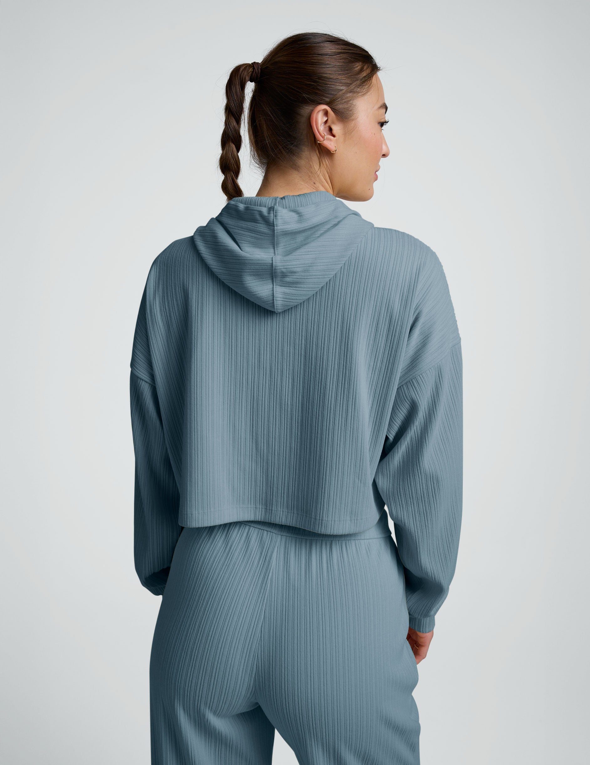 Breathe Easy Ribbed Cropped Hoodie - Image 4