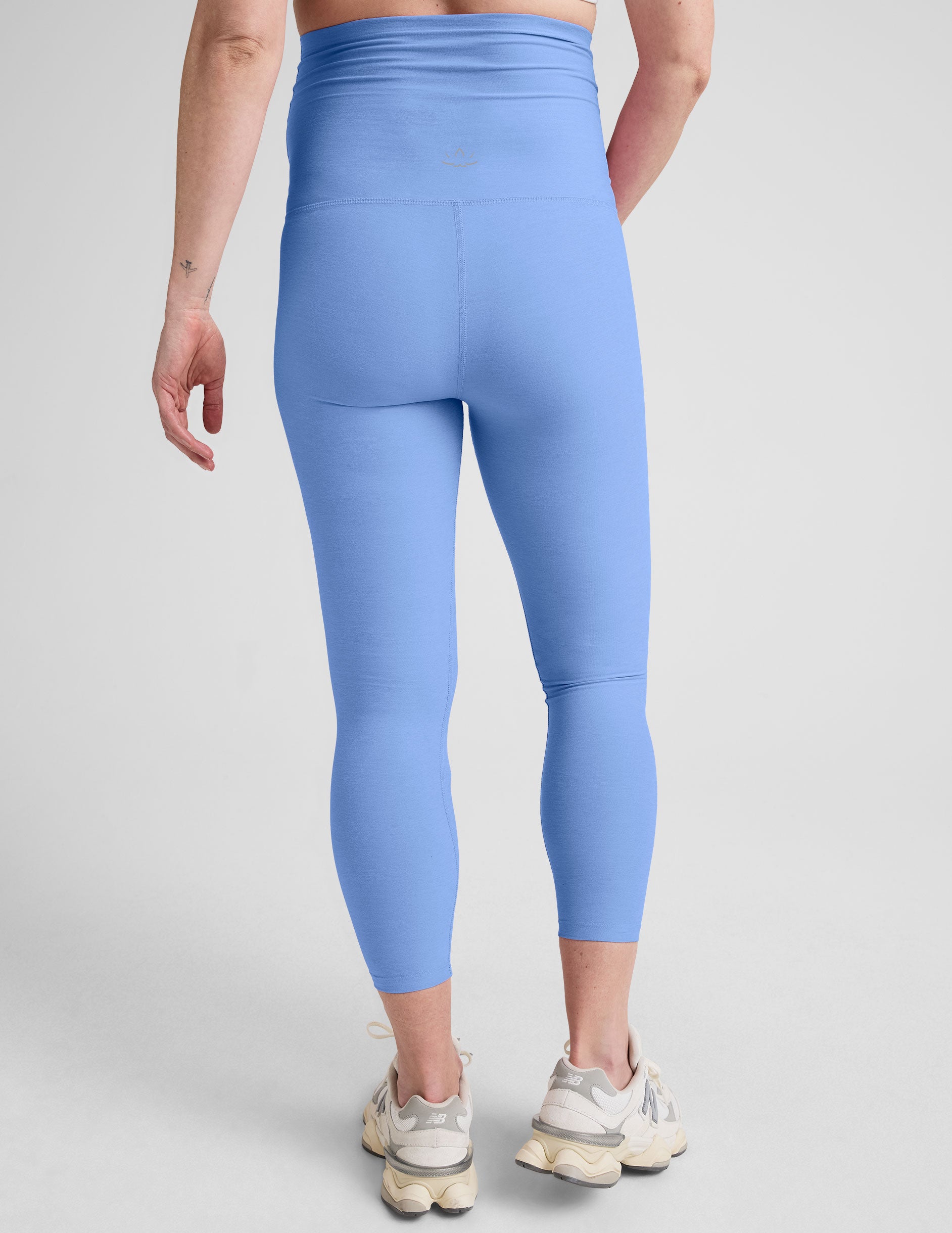 Spacedye Love The Bump Capri Maternity Legging - Image 3