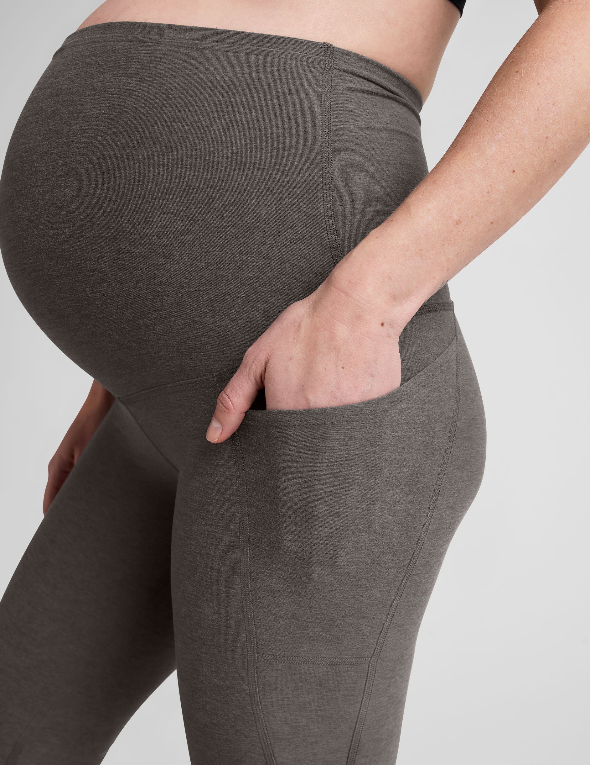 Spacedye Love the Bump Maternity Pocket Midi Legging - Image 2