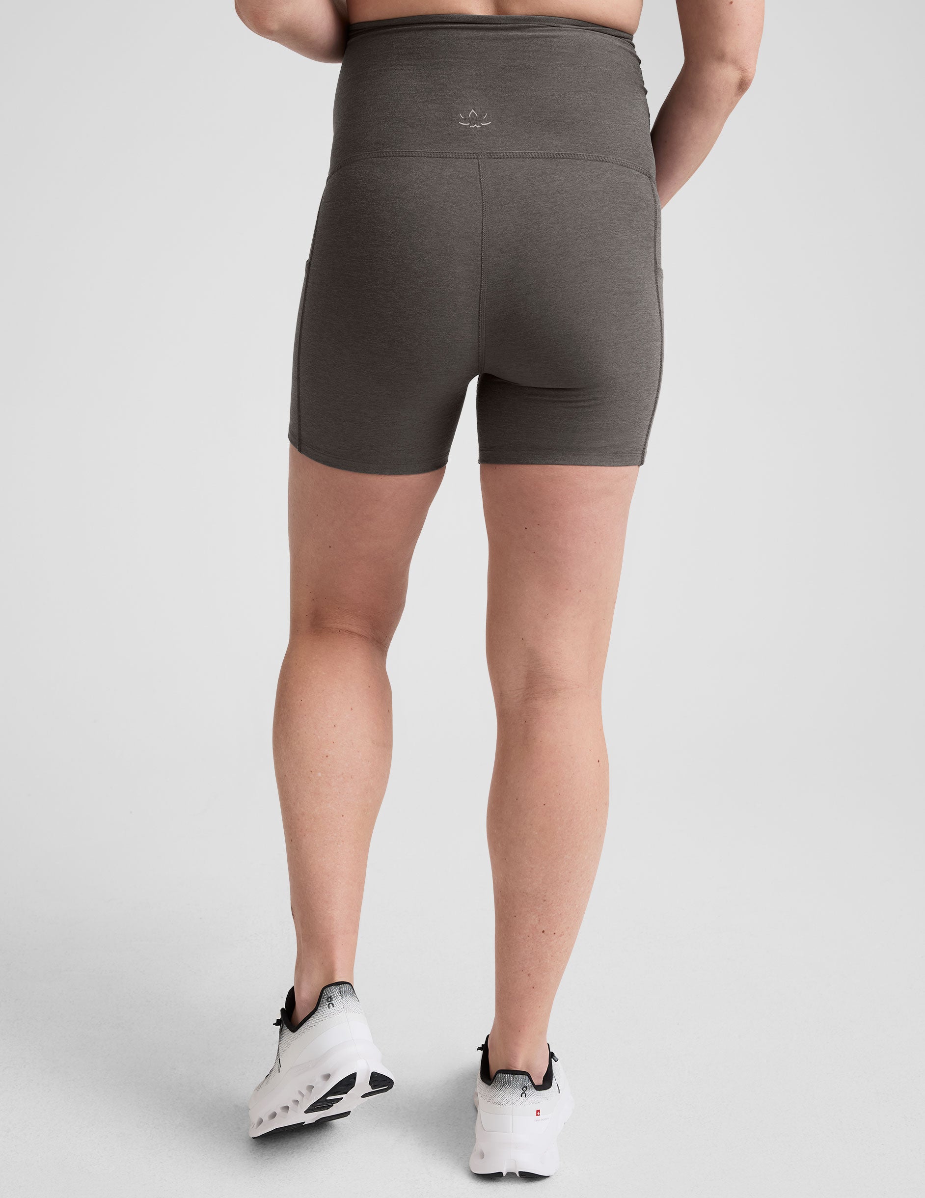 Spacedye Keep Pace 5 Maternity Pocket Biker Short - Image 3